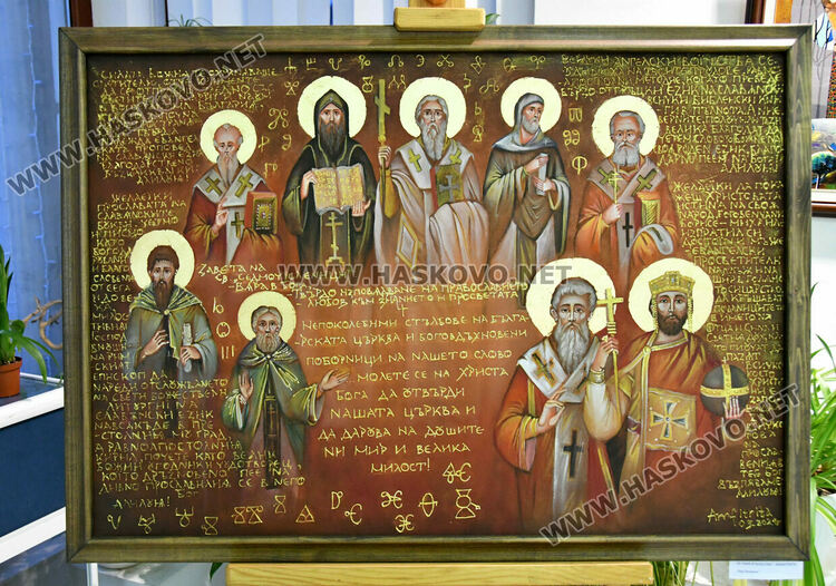 14 художници от Хасковското дружество подредиха изложба във „Форум“