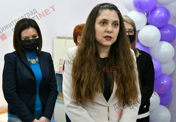 В ОУ "Пенчо Славейков" откриха Сензорна стая