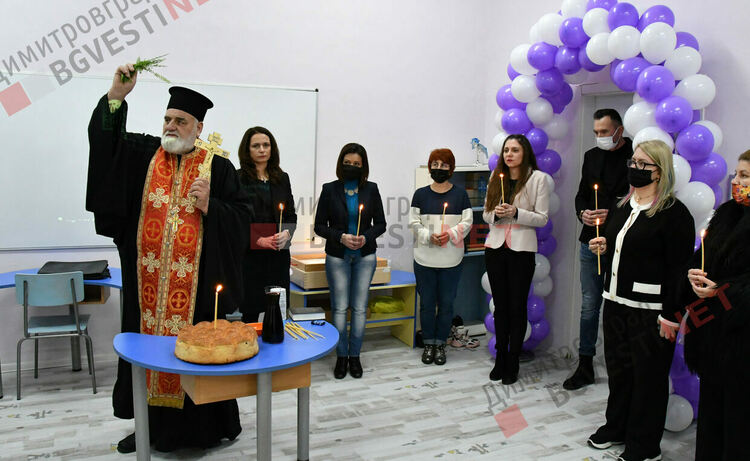 В ОУ "Пенчо Славейков" откриха Сензорна стая