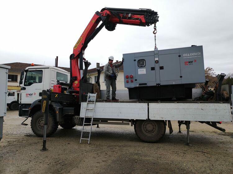 Възстановено е електрозахранването за над 100 села в области Смолян и Кърджали  