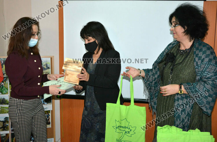 Приятели на природата с отличия от РИОСВ-Хасково