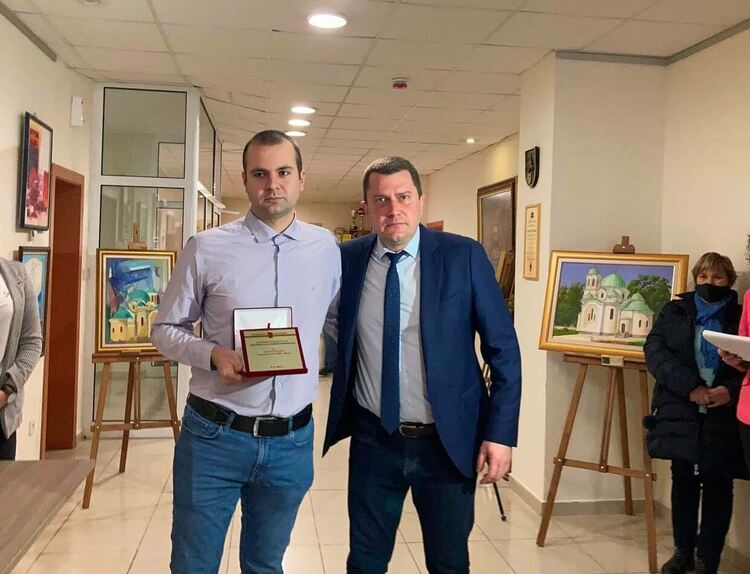 Кметът на Перник Станислав Владимиров връчи годишни награди 