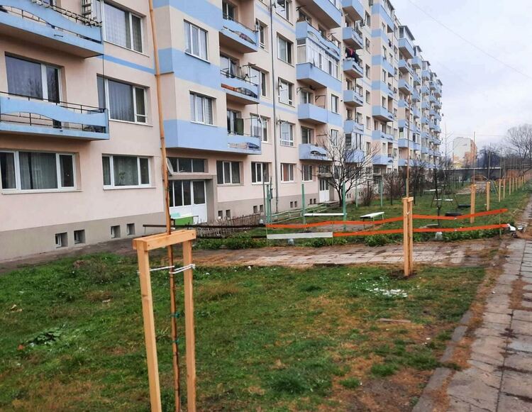 Перник става по-зелен