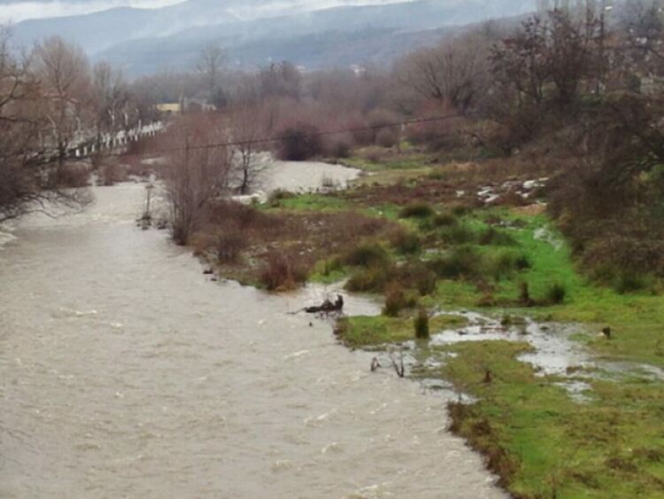 ГОДИНА СЛЕД НАВОДНЕНИЕТО: Защо хората в Батоновци все още живеят в страх?