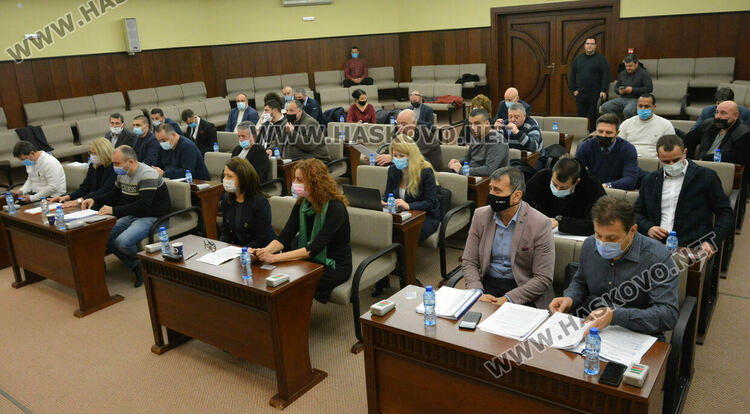 Скъпият ток прекрои бюджета на Хасково, таксата за боклука остава същата