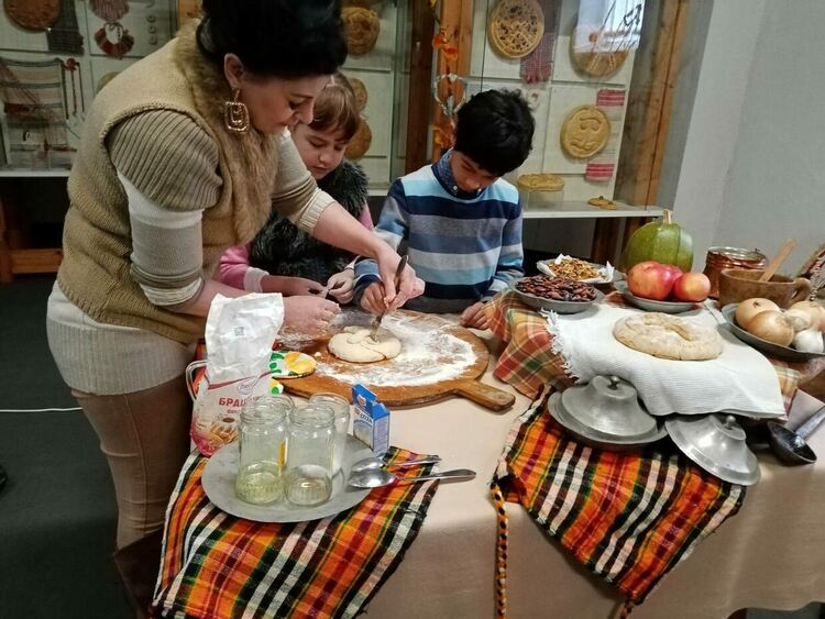 Хлябът събра музея в Смолян с училище "Българче" от Хайделберг в Германия