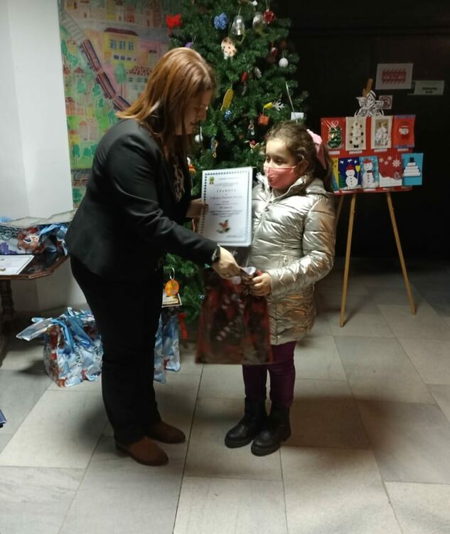 Наградиха победителите в конкурса "Коледа 2021"