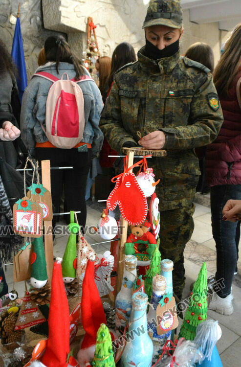 25 учебни заведения подкрепиха базара за създаване на кабинет по репродуктивна медицина