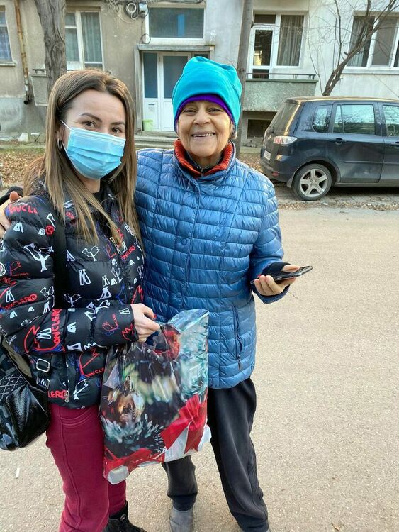 Добрият пример: Хората помагат, нека правим добро, чувството е невероятно!