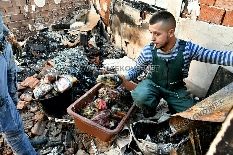 Семейство остана без дом за Коледа след пожар