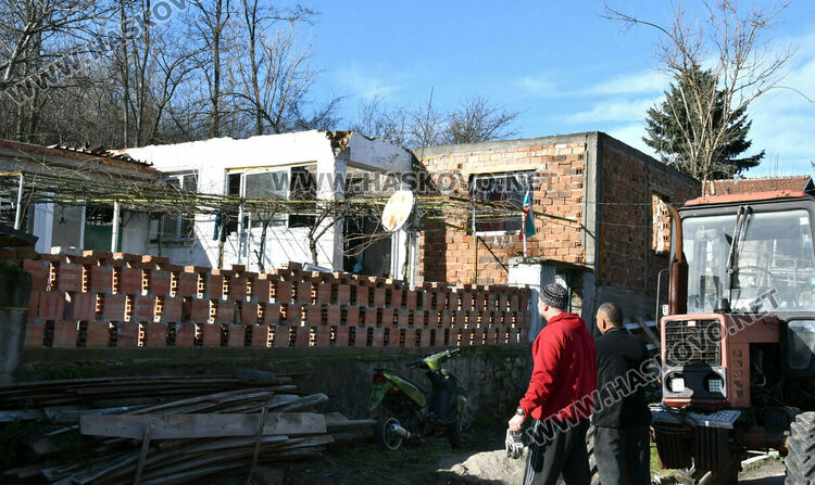 Семейство остана без дом за Коледа след пожар