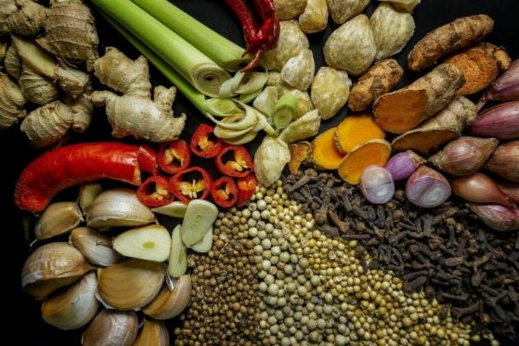 Храната, която ядете, е свързана с тежестта на симптомите на COVID-19