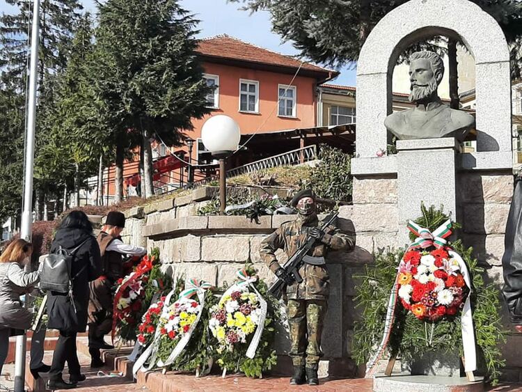 Смолян почете 174-тата годишнина от рождението на Христо Ботев