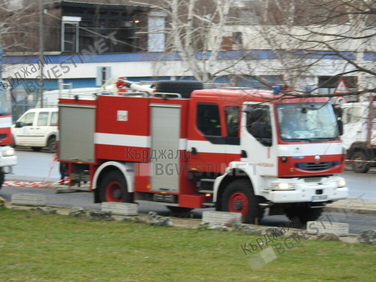 Пожар изпепели апартамент във "Възрожденци",причината е късо съединение