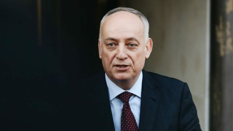 МЗ предупреждава: Училищата нямат да се разминат с онлайн обучението