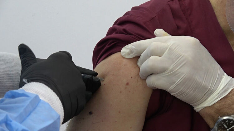 РЗИ продължава имунизациите всеки работен ден, от здравната инспекция призовават: Ваксинирайте се!