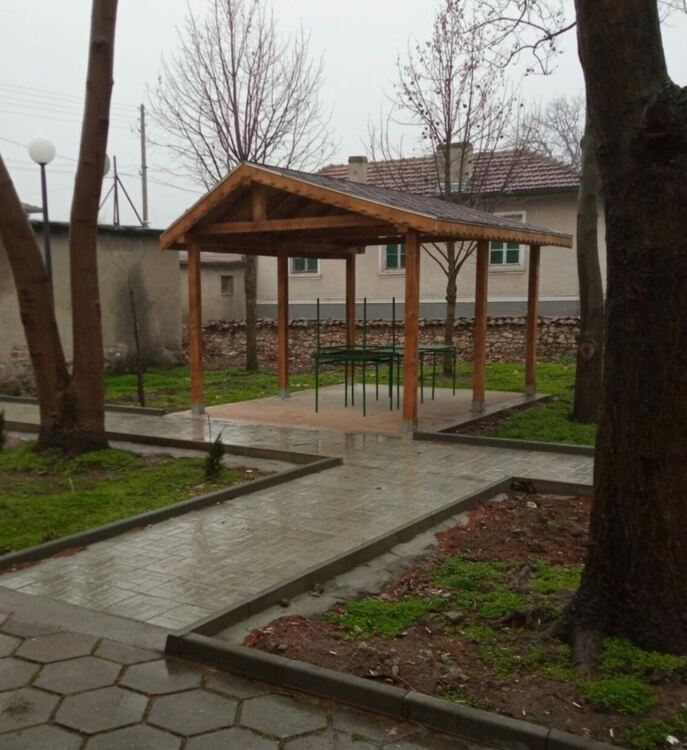 Изградиха нови места за отдих в Конуш и Избеглии