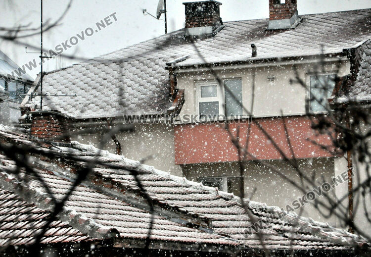Жълт код за сняг и дъжд в Хасковска област