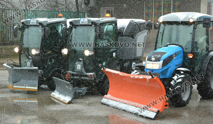 &bdquo;Екопрогрес&ldquo; в готовност да чисти снега в Хасково
