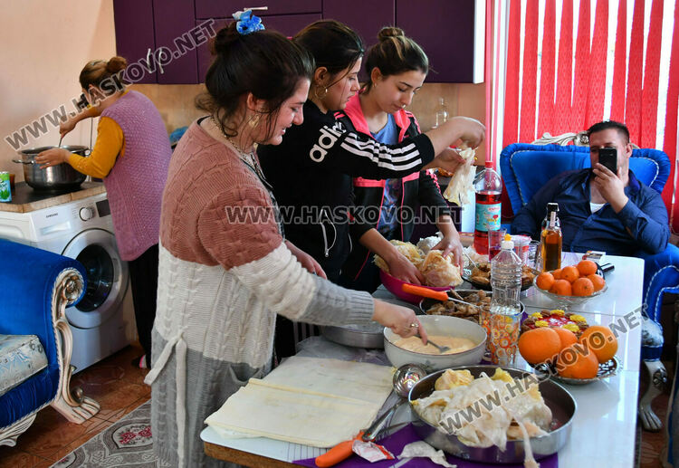 Калайджии от Хасковско се подготвят да посрещнат ромската Нова година