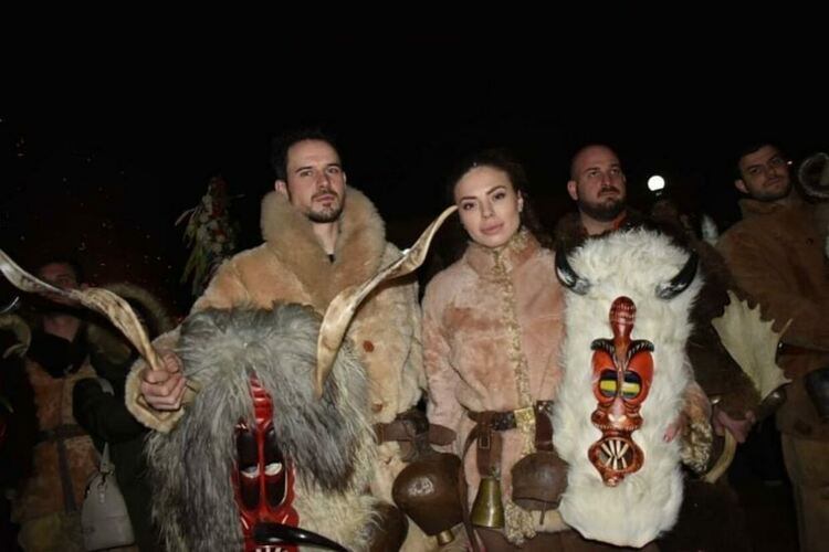 Анелия Дулева: Красивото лице на кукерския ритуал