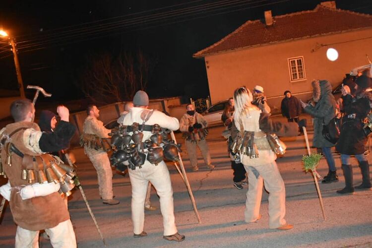 Пъстър бе празникът и в село Зидарци