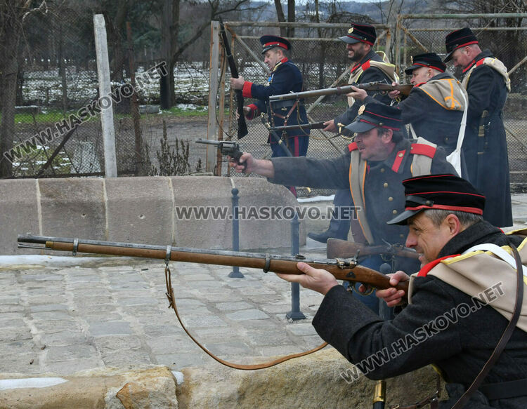  Харманли чества Освобождението си с възстановка на героичната победа