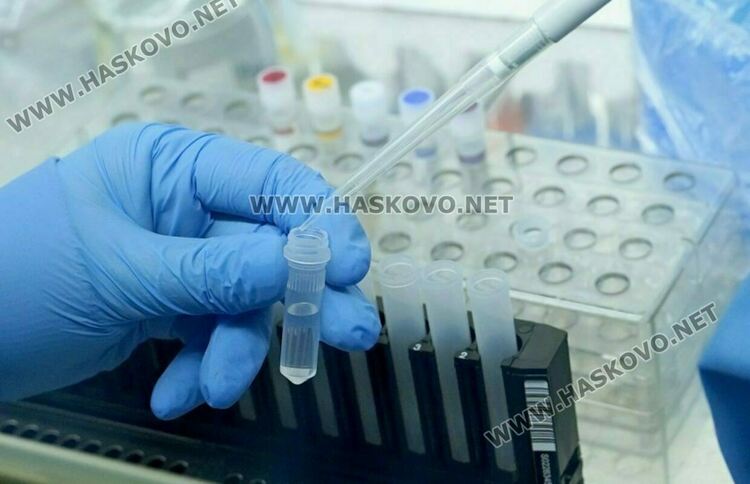 Трима ученици и дете от детска градина са сред 25 новозаразени с коронавирус в Хасковско