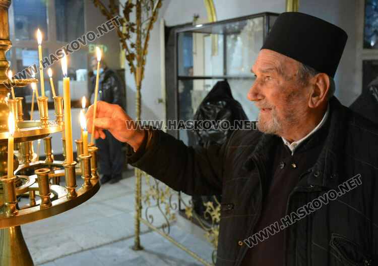 отец Антоний Енев