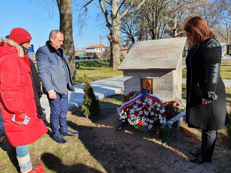 В Бяла река отбелязаха 144 години свобода с откриване на паметна плоча