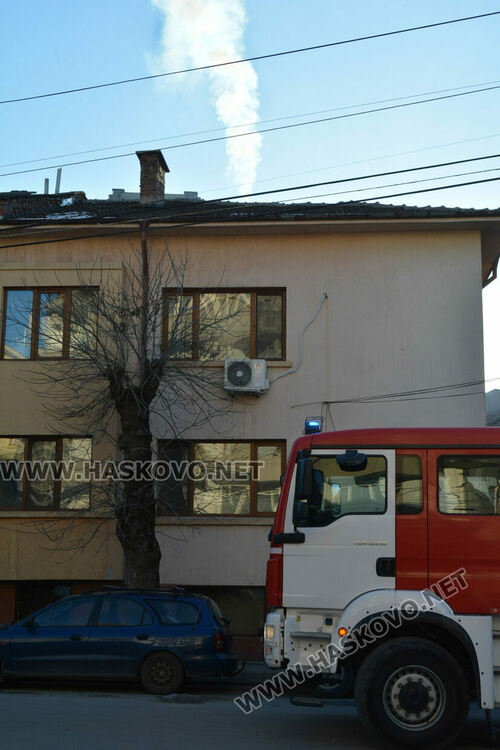 Изпуши комин на двуетажна къща в Хасково