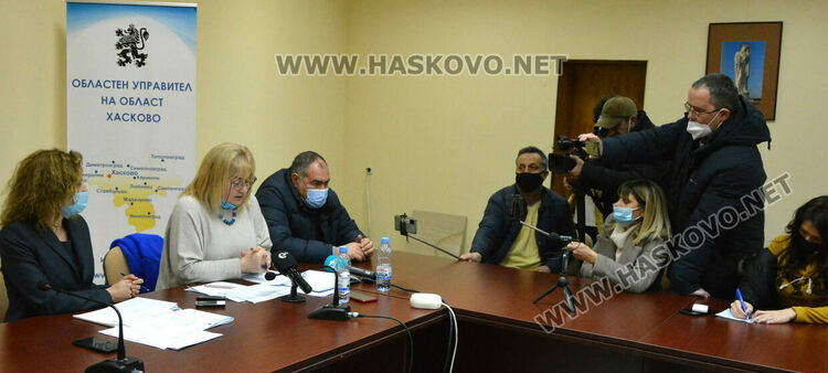 Нови мерки за борбата с коронавируса в Хасковско, лекуват 11 деца