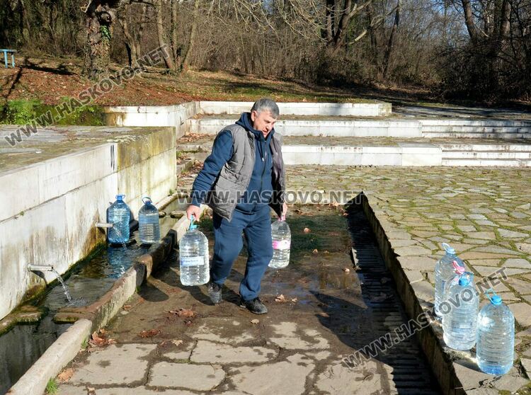 Сигнал от Харманли до министъра на културата за рушащия се паметник на Изворът на Белоногата