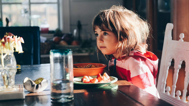 8 типични проблема на хора, които не са получавали достатъчно обич като деца