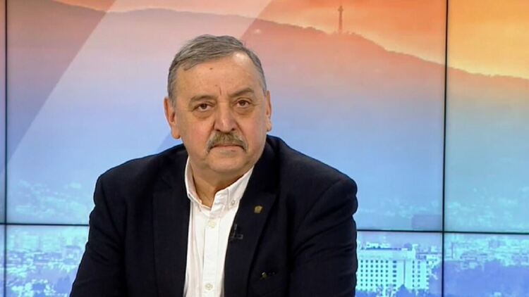 Кантарджиев: В София 68% от интензивните ковид легла са заети