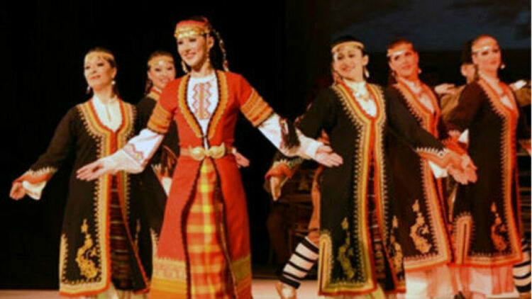 Заради високите сметки за ток пуснаха ансамбъл "Родопа" в отпуск