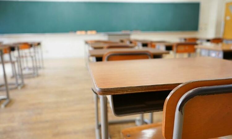 МОН: Не е вярно, че в страната има 49% болни ученици