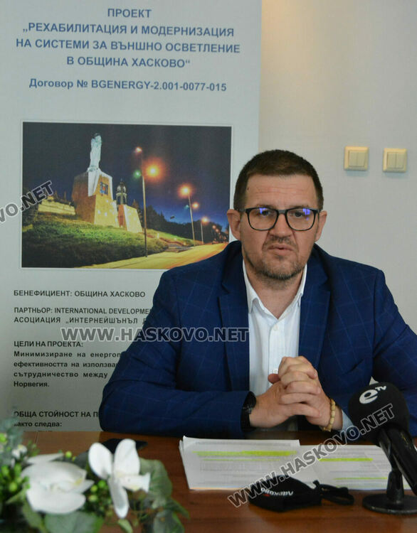 Фотоволтаици на кметствата произвеждат ток за уличните лампи в три села и Болярово