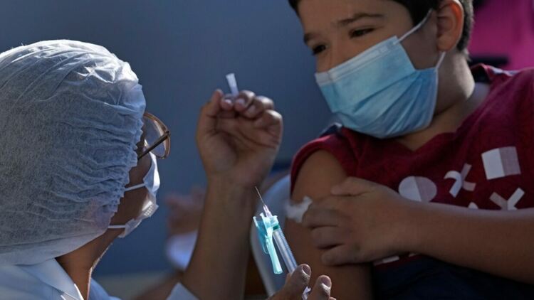 Швеция реши да не препоръчва ваксинация срещу COVID-19 на деца между 5 и 12 години