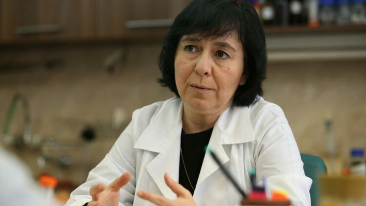 Проф. Пенка Петрова очаква новия вариант на коронавируса