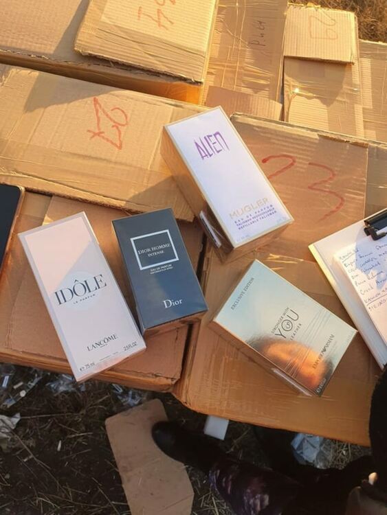 Спипаха 3 080 парфюма менте във Фолксваген