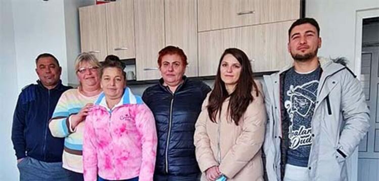 Хаки Кан отново обедини кърджалийци в добра кауза, ремонтираха дома на бедна жена