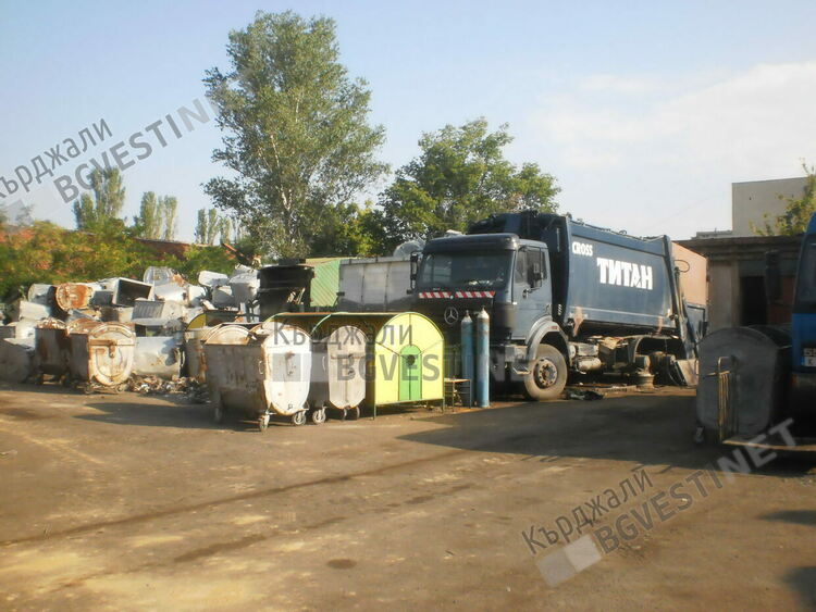 Работник на сметосъбиращата фирма „Титан“,почина тази сутрин в базата й в Кърджали, това е втори случай в рамките на ден