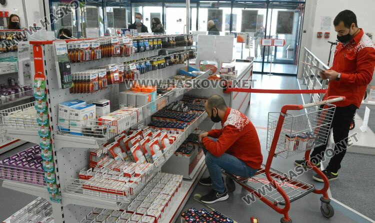 Хипермаркети: 70% отлив от клиенти и спад на оборотите след „зеления сертификат“