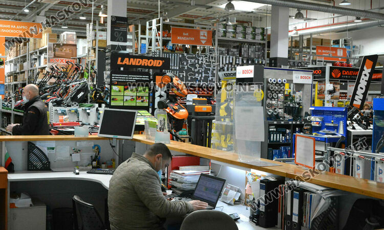 Хипермаркети: 70% отлив от клиенти и спад на оборотите след „зеления сертификат“