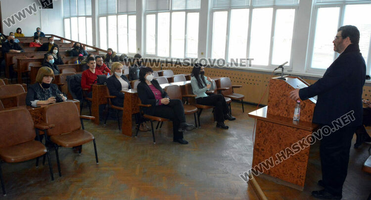 Силата за налагане на местното производство от близките погранични региони е в емоционалния им заряд