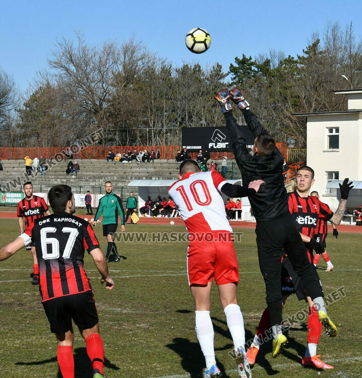 “Саяна Хасково” разби “Карнобат” в контролна среща, Ангел Здравчев с хеттрик