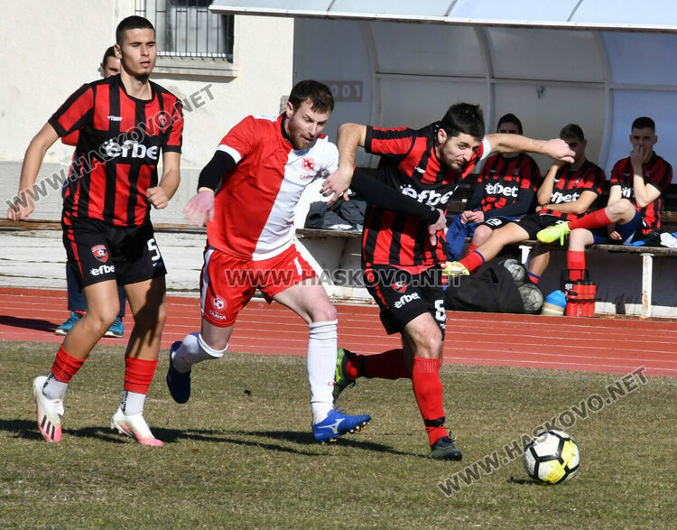 “Саяна Хасково” разби “Карнобат” в контролна среща, Ангел Здравчев с хеттрик