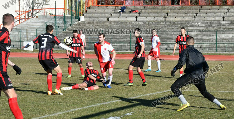 “Саяна Хасково” разби “Карнобат” в контролна среща, Ангел Здравчев с хеттрик