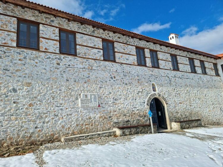 Водопроводът до Мулдавския манастир ще е готов до дни 